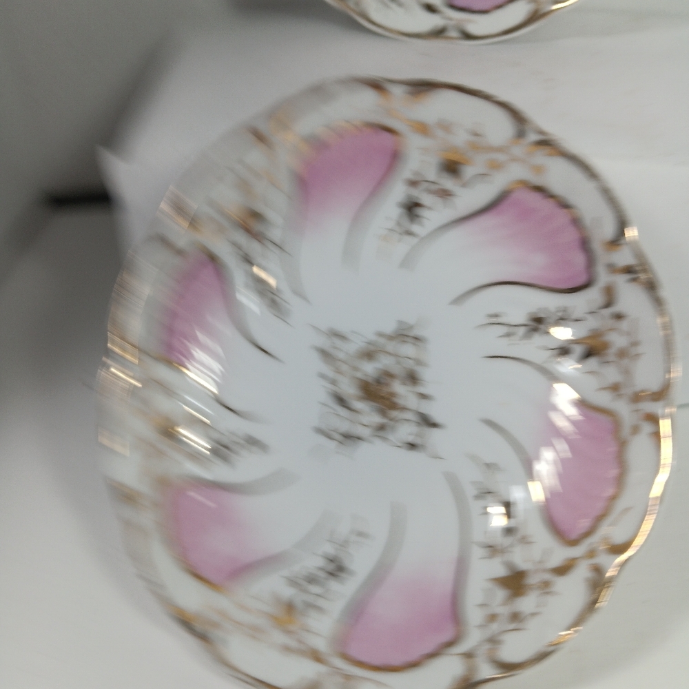 Carl Tielsch Vintage Pink and Gold Decorative Plates - Picture 2 of 5